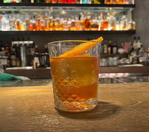 Ever Bar - Visual