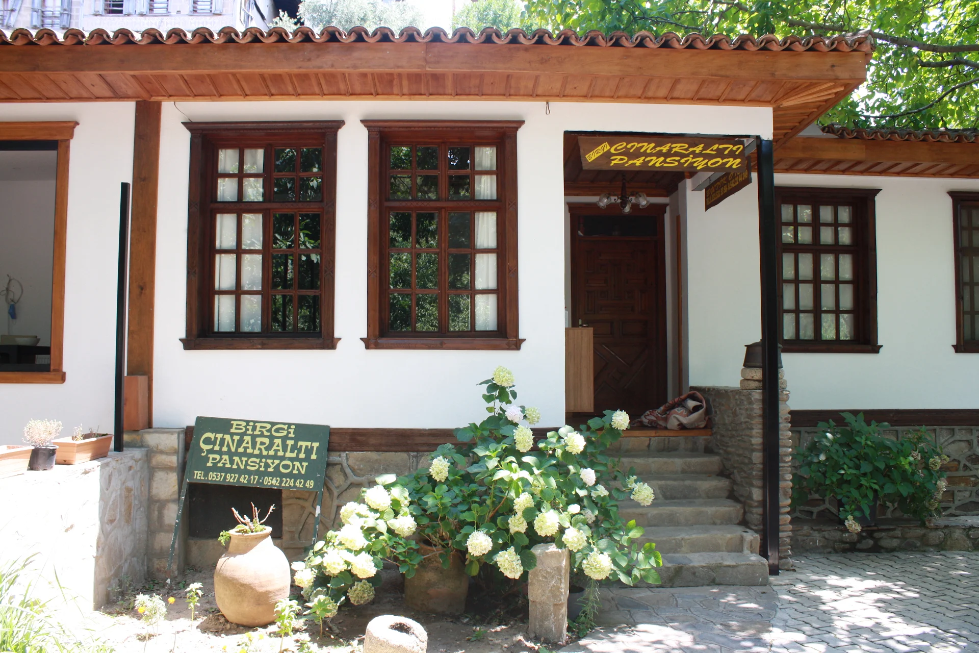 Birgi Çınaraltı Pansiyon