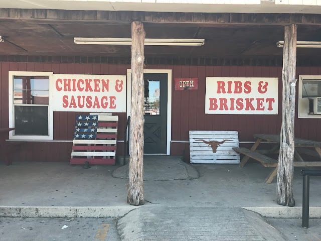 Heavy's Bar B Que