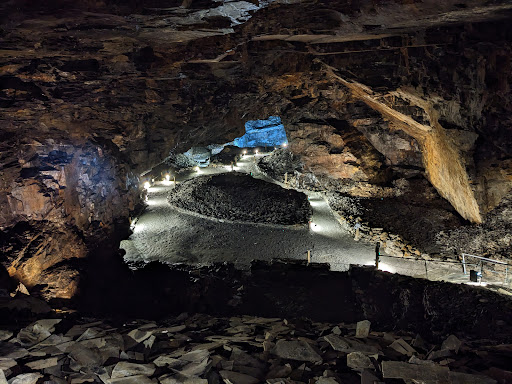Carnglaze Caverns