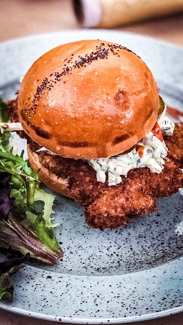 eNDi Burger & Coffee
