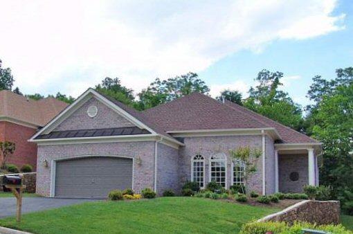 Anastasia Thompson, Realtor dba Roanoke Valley Realty - Thumbnail