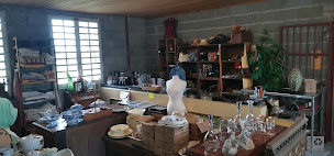 Photo n°15 de La souris verte Antiquités Brocante à Cosne-Cours-sur-Loire (Magasin d'antiquités)