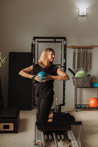 MOMENTUM PILATES