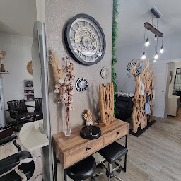 Photo n°8 de Lo Beguino Coiffure à Saint-Paul-Trois-Châteaux (Salon de coiffure)