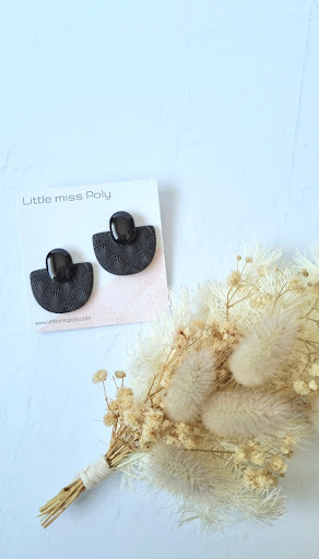 Little miss Poly. Gallery - Australia