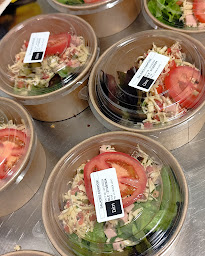 Photo n°15 de Auberge De l'est à l'ouest. restaurant, traiteur, pâtissier. à Poullaouen (Pâtisserie)