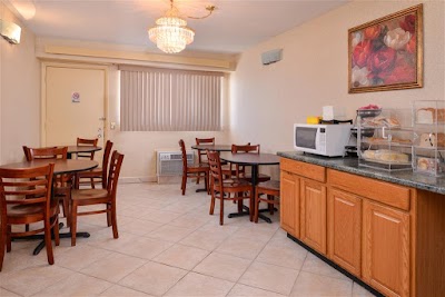 Photos of Americas Best Value Inn - Pittsburgh Airport