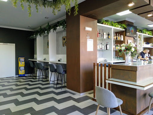 Café Thica's - Visual