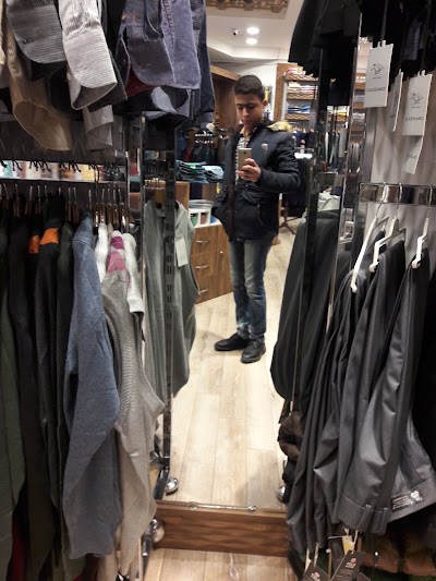 Photos of Gazi Mall