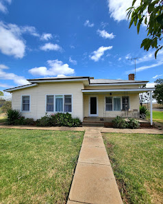 Bowmans Real Estate 454 Banna Ave, Griffith NSW 2680, Australia