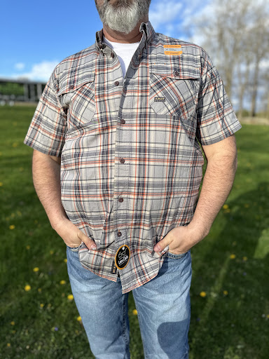 Mark's Outfitters - Thumbnail