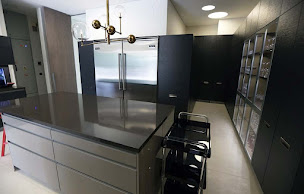 Photo n°30 de CANNES CUISINES DE FRANCE- LEICHT à Cannes (Vente d'électroménager en gros)