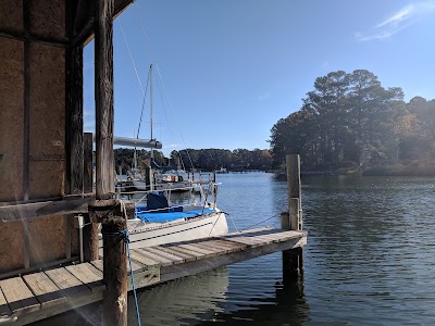 Ginney Point Marina