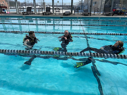 SOS Diving - Visual