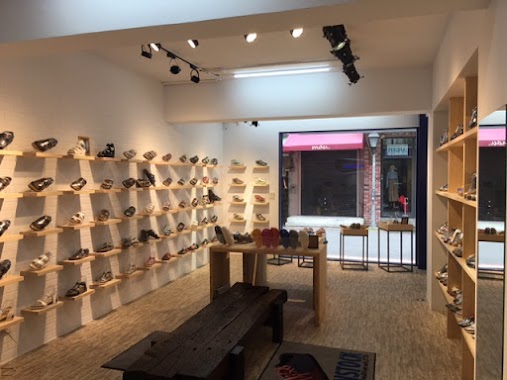 Birkenstock Taipei Zhongxiao Store, Author: 勃肯Birkenstock(台北-忠孝店)