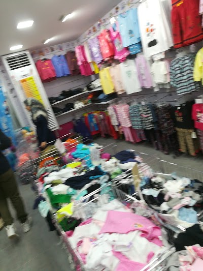 Photos of V&ecirc;tements b&eacute;b&eacute; de marque et pas chers