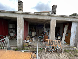 Photo n°27 de Entreprise de Débarras & Antiquité de Dijon 21 Saint-Apollinaire à Saint-Apollinaire (Magasin d'antiquités)