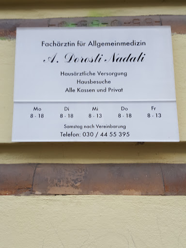 Frau Ayten Dorosti Nadali
