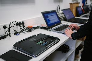 Photo n°6 de XEFI Saint-Claude à Saint-Claude (Service d'hébergement de site Web)