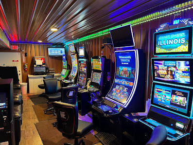 Andrew's Mart 1705 Grand Ave, Beardstown, IL 62618