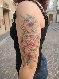 Photo n°10 de Pumb'Art à Romans-sur-Isère (Tatoueur)