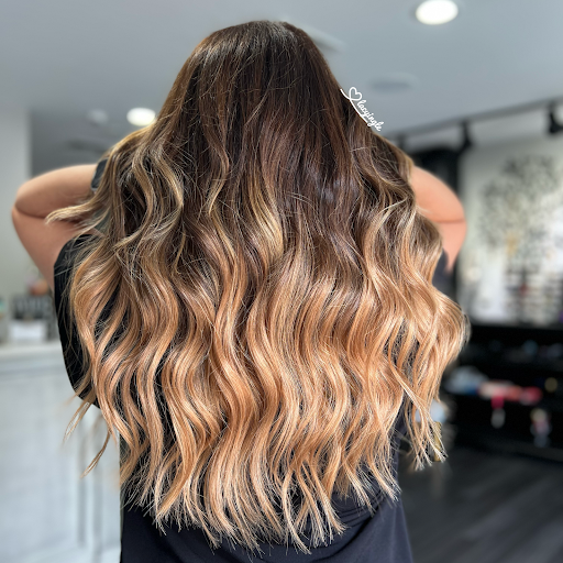 E & Em Salon - Thumbnail