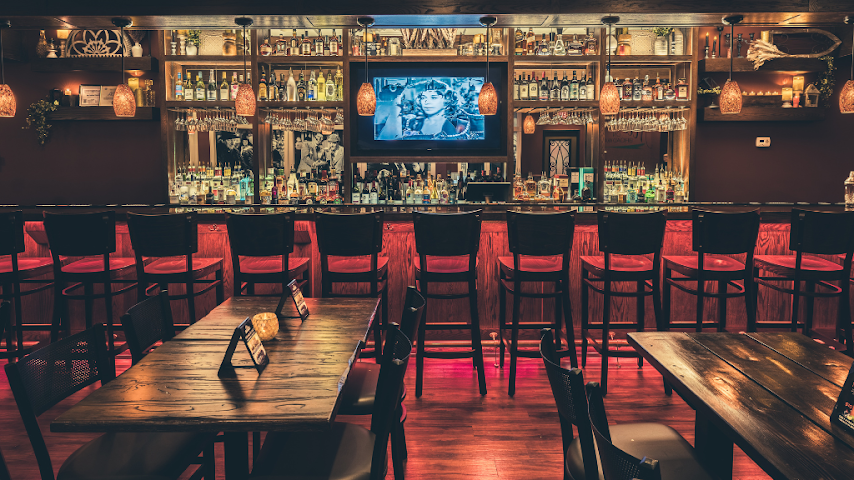 Martini’s on Broadway by null