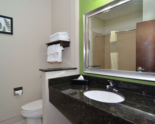 Quality Inn & Suites Kenedy - Karnes City - Thumbnail