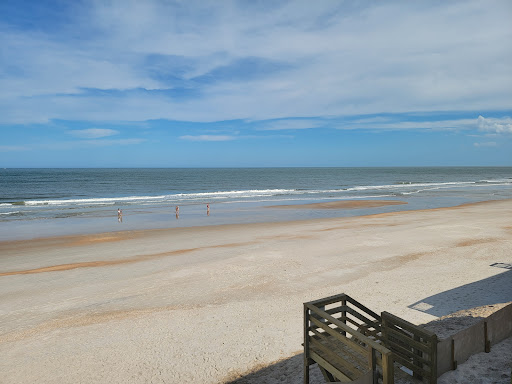 11th St Beach Access Point