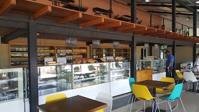 Photos of Alankulama Family Bakers