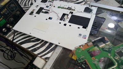 Photos of R&eacute;paration vente maintenance mat&eacute;riels informatique