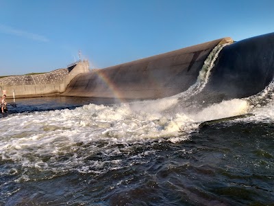 Spillway Recreation Area Parking Lot