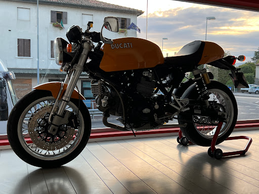 DGarage Moto - Thumbnail