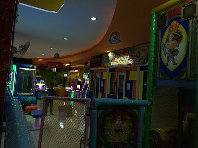 Photos of Banjar Indah Plaza