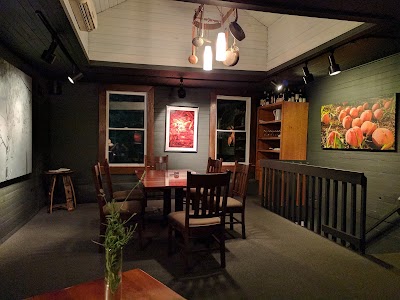 Photos of 610 Magnolia