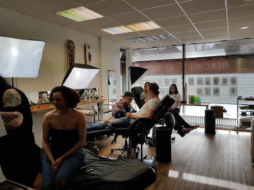 Funtasie Tattoo & Piercing - Thumbnail