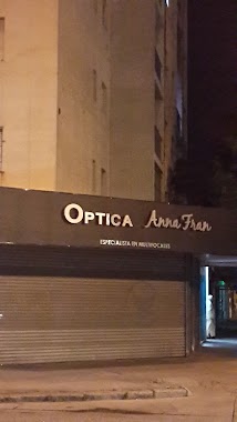 Óptica Anna Fran, Author: Christian Andres