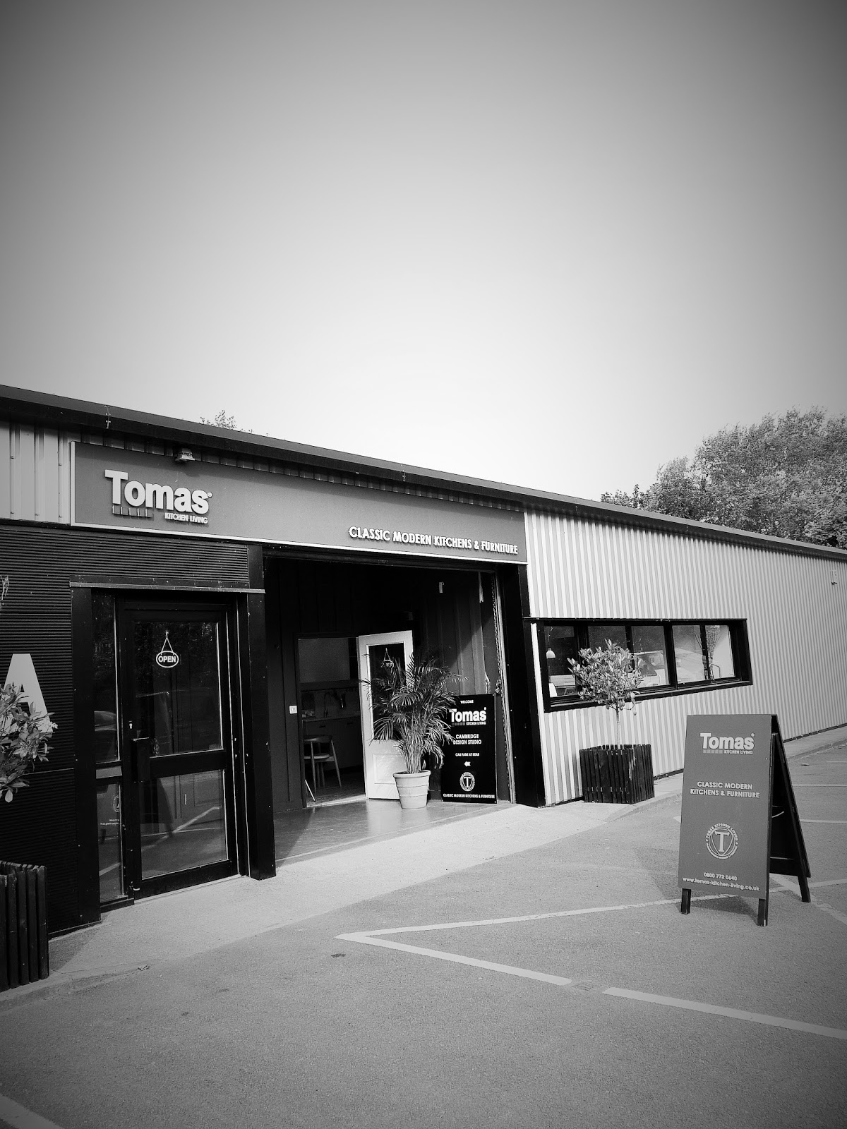Tomas Kitchen Living | Cambridge
