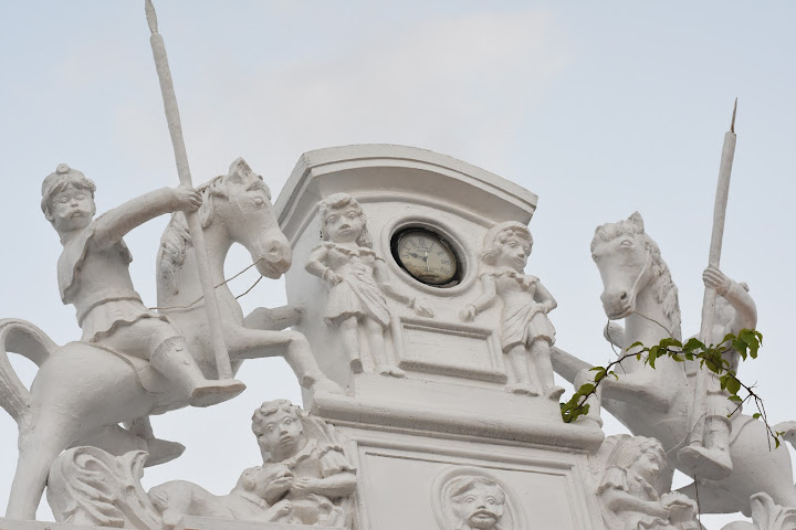 French Haveli by null