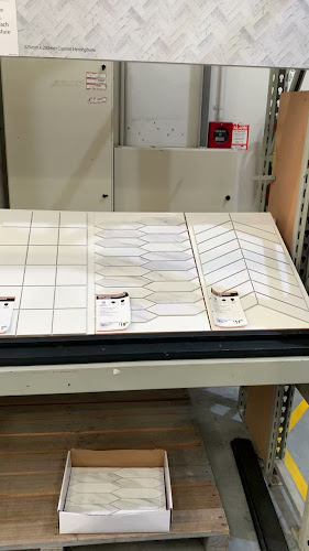Comments and reviews of Mitre 10 MEGA Takanini