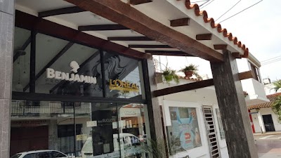 Photos of BENJAMIN Professional Central