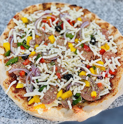 Photo n°2 de Distributeur de pizzas artisanales 24h/24 Stef ' Pizza à Clermont-l'Hérault (Pizzas à emporter)