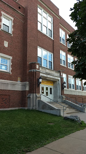 Graveraet Elementary - Thumbnail