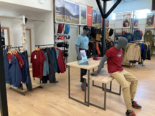 Photo n°10 de Outlet Lafuma Millet Anneyron à Anneyron (Magasin de vêtements pour femmes)