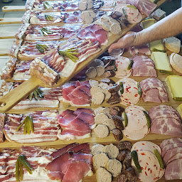 Photo n°5 de Ferme Auberge Gustiberg Lac du ballon à Lautenbachzell (Restaurant)