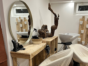 Photo n°1 de L'art Des Ciseaux à Pertuis (Salon de coiffure)