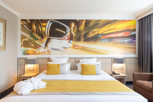 Photo de Hôtel Restaurant Le Paddock à Magny-Cours (58470)