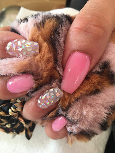 Magic KS Nails - Visual
