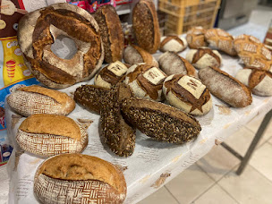 Photo n°17 de Boulangerie pâtisserie les Frères Benniks à Cajarc (Boulangerie)